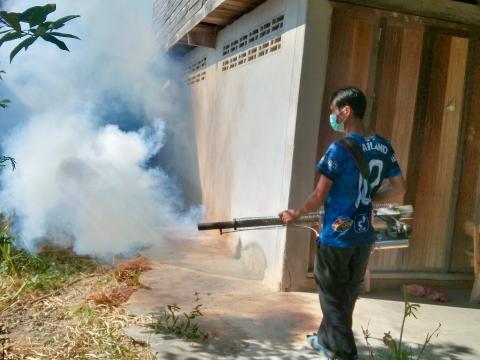 11 ธันวาคม 2566 ออกฉีดพ่นสารเคมีกำจัดยุงลาย