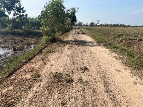 13 ธันวาคม 2566 โครงการปรับเกรดถนนภายในตำบล