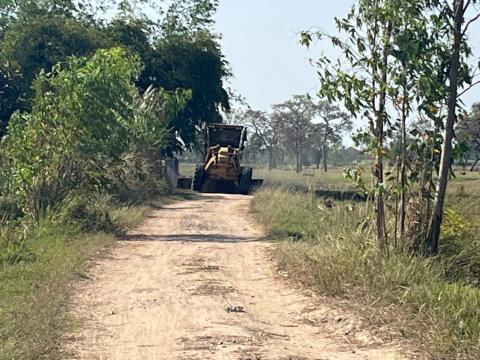 13 ธันวาคม 2566 โครงการปรับเกรดถนนภายในตำบล