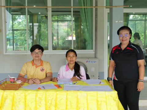 โครงการดวงตาสดใส ใส่ใจด้วยการมองเห็นด้วยแว่นตา