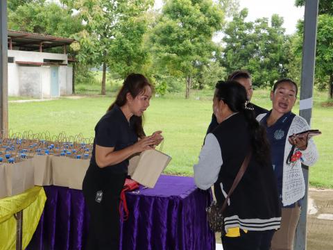 โครงการดวงตาสดใส ใส่ใจด้วยการมองเห็นด้วยแว่นตา