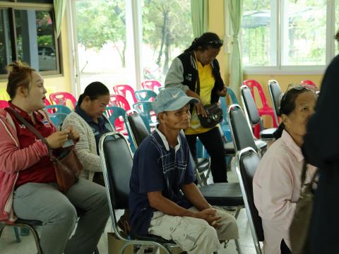 โครงการดวงตาสดใส ใส่ใจด้วยการมองเห็นด้วยแว่นตา