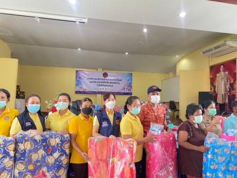 8 สิงหาคม 2565 มอบวัสดุอุปกรณ์ที่จำเป็นให้แกประชาชน