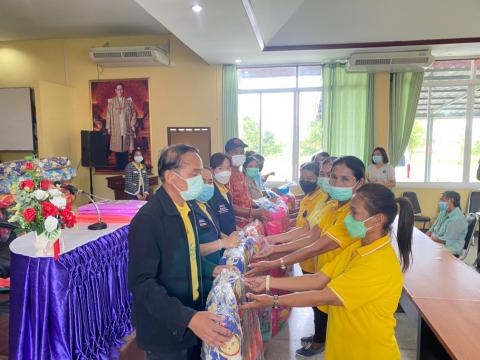 8 สิงหาคม 2565 มอบวัสดุอุปกรณ์ที่จำเป็นให้แกประชาชน