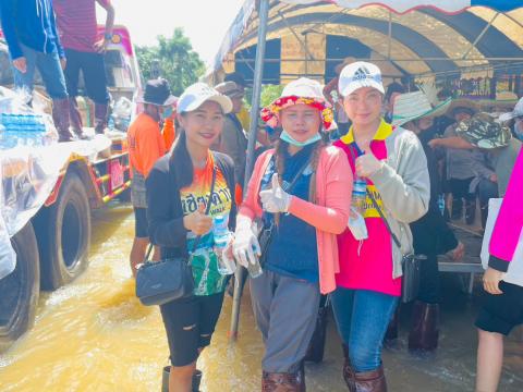 ตุลาคม 2565 องค์การบริหารส่วนตำบลทุ่งวัง ลงพื้นที่ช่วยน้ำท่วม