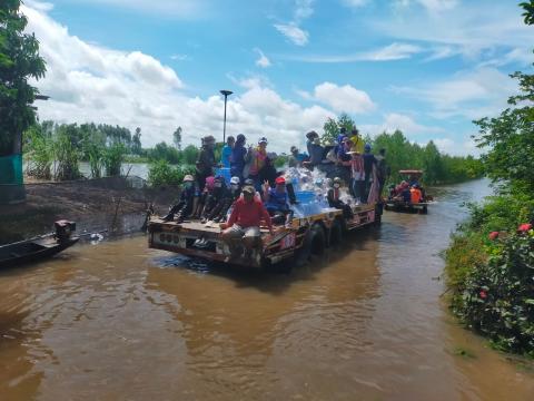 ตุลาคม 2565 องค์การบริหารส่วนตำบลทุ่งวัง ลงพื้นที่ช่วยน้ำท่วม