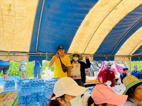 ตุลาคม 2565 องค์การบริหารส่วนตำบลทุ่งวัง ลงพื้นที่ช่วยน้ำท่วม