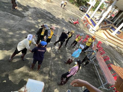 ตุลาคม 2565 องค์การบริหารส่วนตำบลทุ่งวัง ลงพื้นที่ช่วยน้ำท่วม