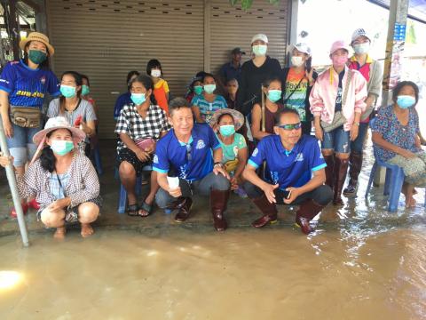 ตุลาคม 2565 องค์การบริหารส่วนตำบลทุ่งวัง ลงพื้นที่ช่วยน้ำท่วม
