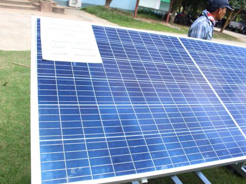 28 พฤศจิกายน 2565 รับมอบรถเข็นพลังงานแสงอาทิตย์