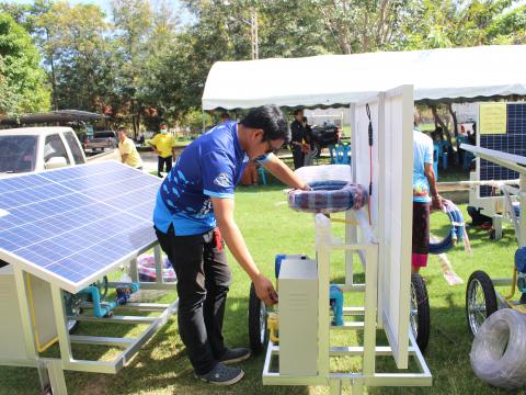 28 พฤศจิกายน 2565 รับมอบรถเข็นพลังงานแสงอาทิตย์