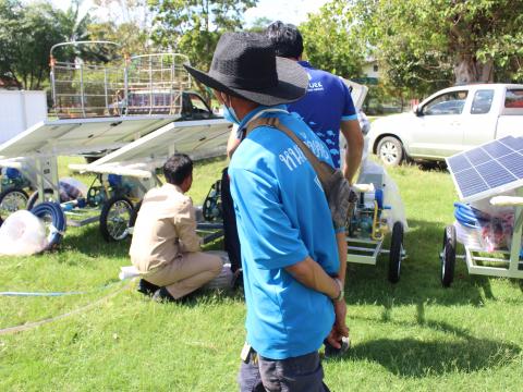 28 พฤศจิกายน 2565 รับมอบรถเข็นพลังงานแสงอาทิตย์