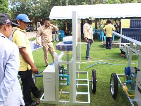 28 พฤศจิกายน 2565 รับมอบรถเข็นพลังงานแสงอาทิตย์