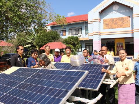 28 พฤศจิกายน 2565 รับมอบรถเข็นพลังงานแสงอาทิตย์