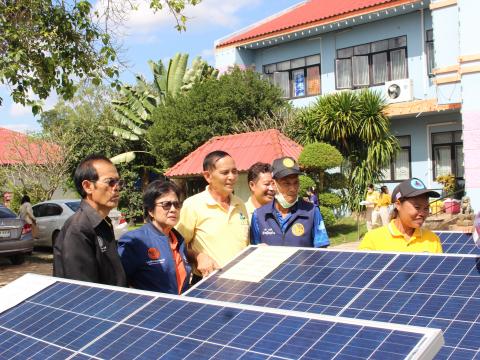 28 พฤศจิกายน 2565 รับมอบรถเข็นพลังงานแสงอาทิตย์