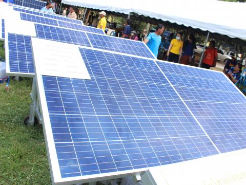 28 พฤศจิกายน 2565 รับมอบรถเข็นพลังงานแสงอาทิตย์