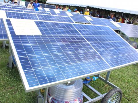 28 พฤศจิกายน 2565 รับมอบรถเข็นพลังงานแสงอาทิตย์