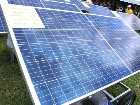 28 พฤศจิกายน 2565 รับมอบรถเข็นพลังงานแสงอาทิตย์