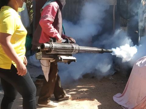 19 ธันวาคม 2565 ฉีดพ่นหมอกควันกำจัดยุงลาย