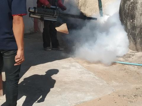 19 ธันวาคม 2565 ฉีดพ่นหมอกควันกำจัดยุงลาย