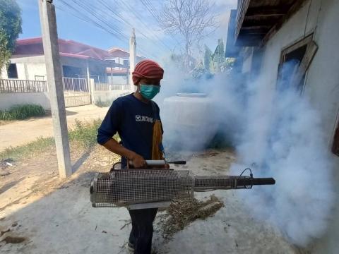 19 ธันวาคม 2565 ฉีดพ่นหมอกควันกำจัดยุงลาย