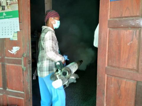 19 ธันวาคม 2565 ฉีดพ่นหมอกควันกำจัดยุงลาย