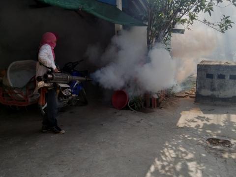 19 ธันวาคม 2565 ฉีดพ่นหมอกควันกำจัดยุงลาย