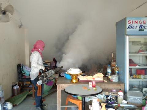 19 ธันวาคม 2565 ฉีดพ่นหมอกควันกำจัดยุงลาย