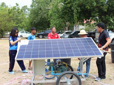 28 เมษายน 2566 ส่งมอบรถเข็นพลังงานแสงอาทิตย์